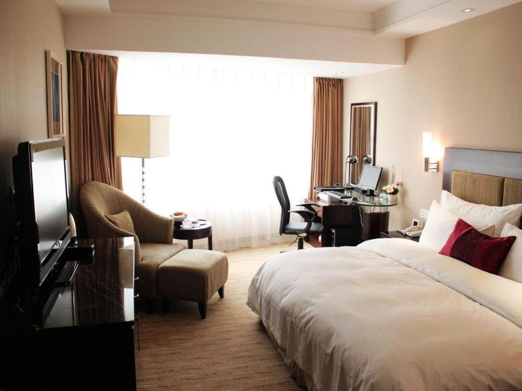 Hubei Poly Hotel Wuhan Buitenkant foto