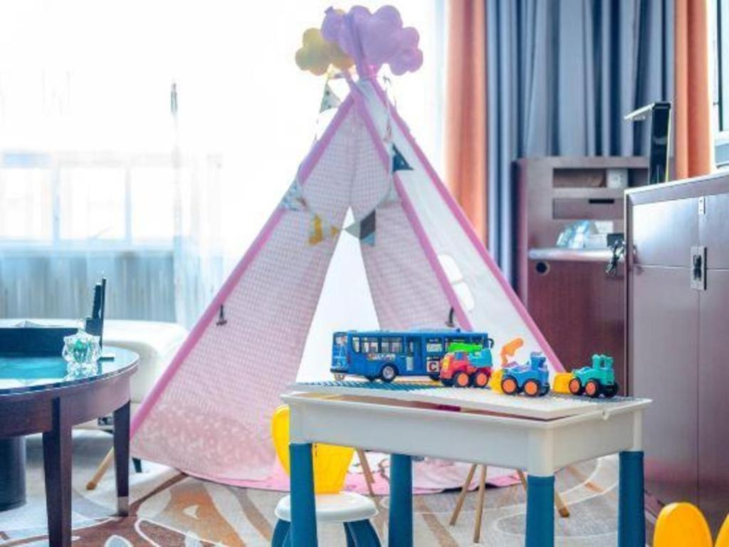 Hubei Poly Hotel Wuhan Buitenkant foto