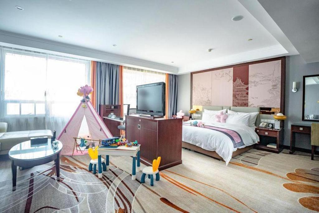Hubei Poly Hotel Wuhan Buitenkant foto
