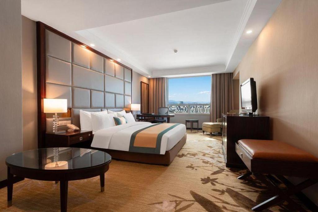 Hubei Poly Hotel Wuhan Buitenkant foto